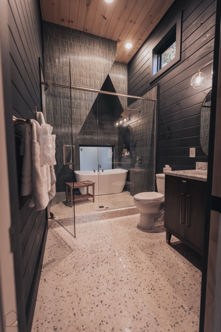 In the heart of Sevierville, Tennessee, amidst&nbsp;breathtaking views of the Great Smoky Mountains is a gorgeous custom A-Frame designed by James Knight of Reynard Custom Homes. Stella Luna is available as short term rental year round. 