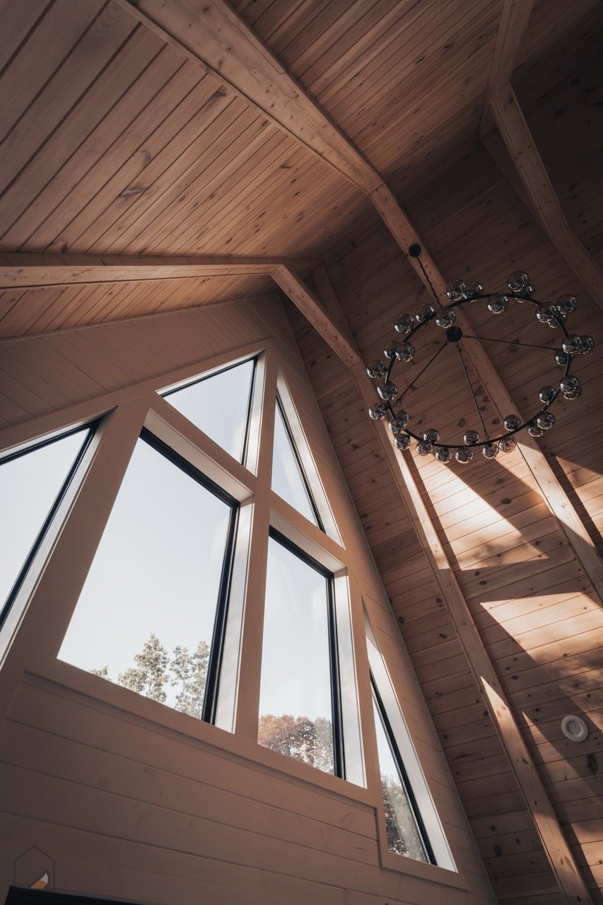 In the heart of Sevierville, Tennessee, amidst&nbsp;breathtaking views of the Great Smoky Mountains is a gorgeous custom A-Frame designed by James Knight of Reynard Custom Homes. Stella Luna is available as short term rental year round. 